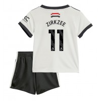 Camisa de time de futebol Manchester United Joshua Zirkzee #11 Replicas 3º Equipamento Infantil 2024-25 Manga Curta (+ Calças curtas)